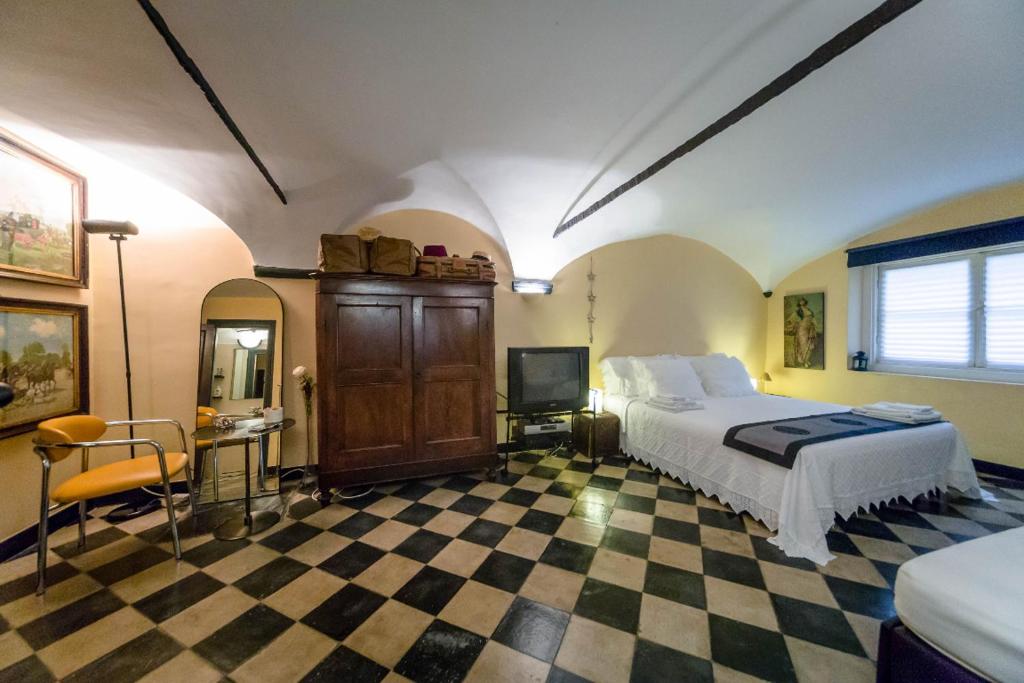 F&M HOME DOWNTOWN room 5